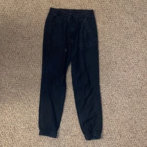 Athleta Black Farallon Joggers size 0
